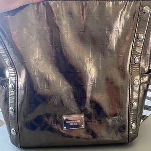Silver Michael Kors bag with matching wallet
